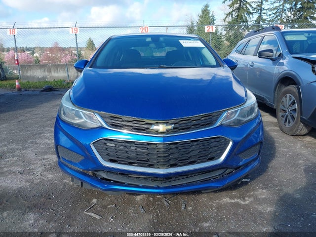 1G1BE5SM9J7137950 Chevrolet Cruze Lt Auto