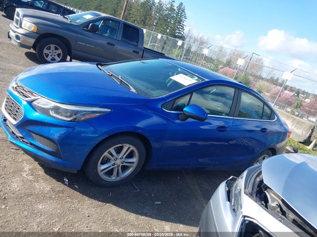1G1BE5SM9J7137950 Chevrolet Cruze Lt Auto
