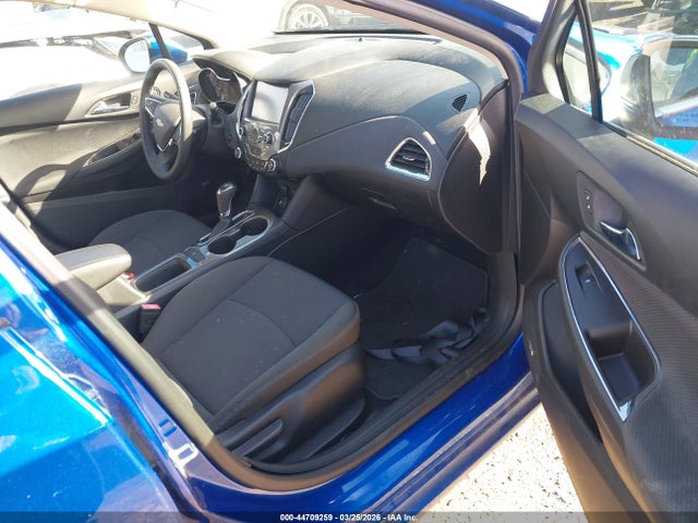 1G1BE5SM9J7137950 Chevrolet Cruze Lt Auto