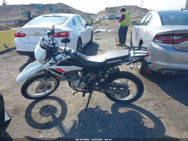 Honda Xr150l E 2023 3H1KD1318PD002024 Image 13
