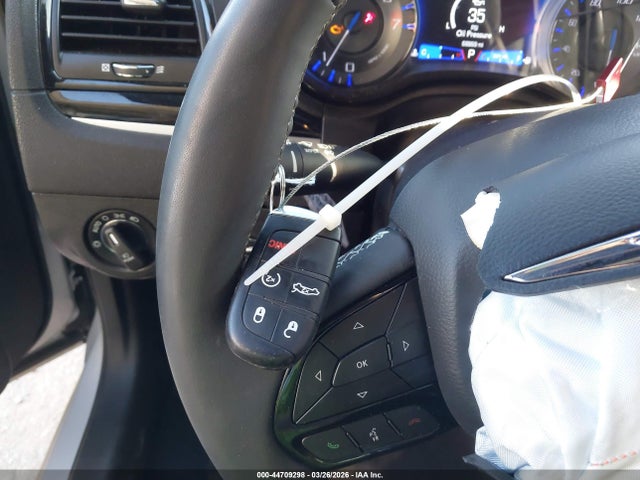44709298 :رقم المزاد ، 2C3CCABG4PH589973 vin ، 2023 Chrysler 300 300s مزاد بيع