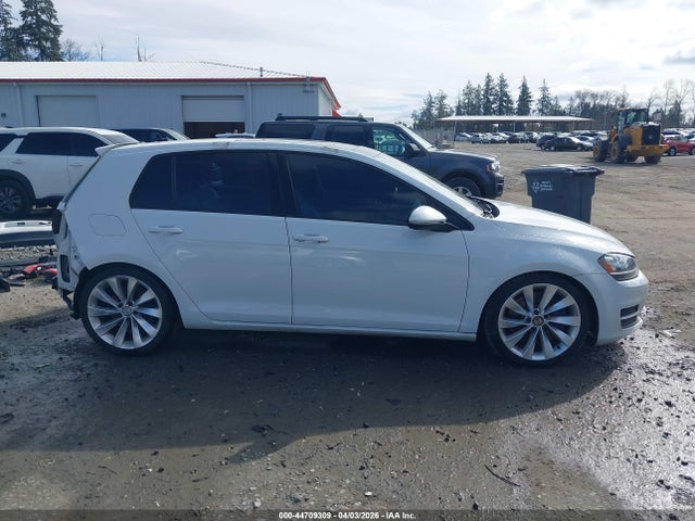 2015 Volkswagen Golf Tsi S 4-door მანქანა იყიდება აუქციონზე, vin: 3VW117AUXFM034705, აუქციონის ნომერი: 44709309