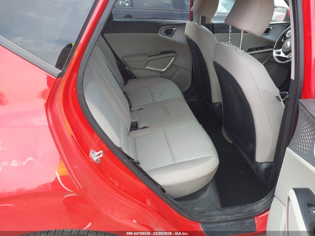 KNDJ23AU7L7023935 KIA SOUL LX