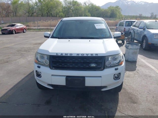SALFR2BG0EH383185 Land Rover LR2