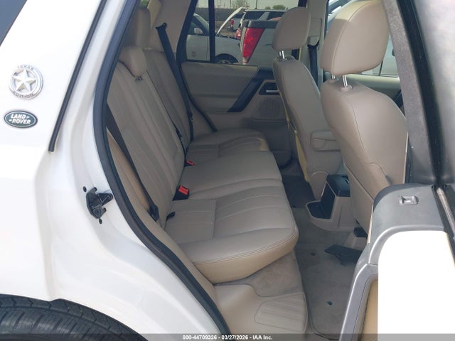 SALFR2BG0EH383185 Land Rover LR2