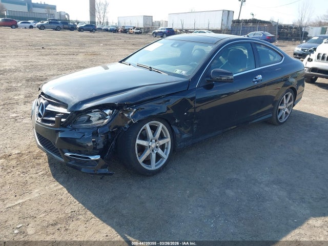 2013 MERCEDES-BENZ C 350 WDDGJ8JB4DG068363 Photo 1