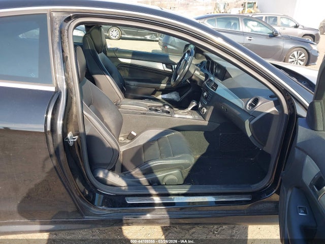 2013 MERCEDES-BENZ C 350 WDDGJ8JB4DG068363 Photo 4