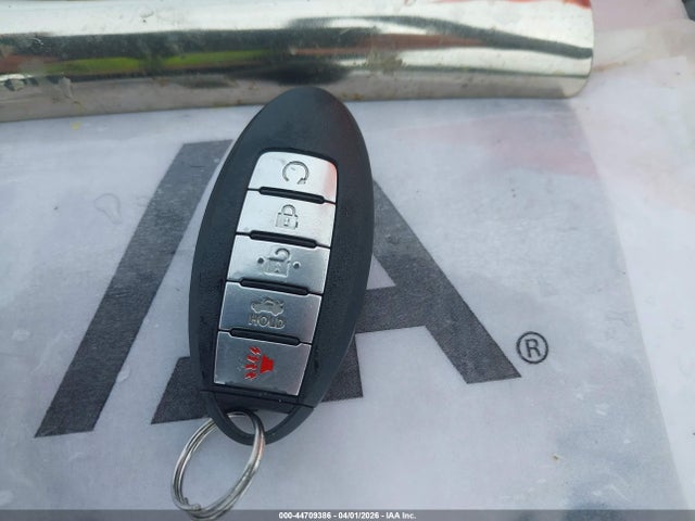 Продажа на аукционе авто 2017 Nissan Maxima 3.5 Platinum, vin: 1N4AA6AP7HC421830, номер лота: 44709386