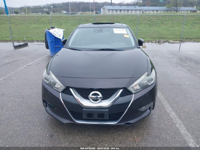 Продажа на аукционе авто 2017 Nissan Maxima 3.5 Platinum, vin: 1N4AA6AP7HC421830, номер лота: 44709386