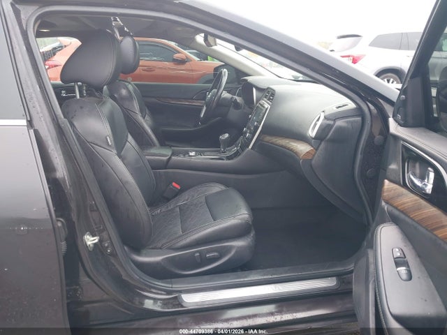 Продажа на аукционе авто 2017 Nissan Maxima 3.5 Platinum, vin: 1N4AA6AP7HC421830, номер лота: 44709386