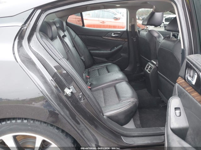 Продажа на аукционе авто 2017 Nissan Maxima 3.5 Platinum, vin: 1N4AA6AP7HC421830, номер лота: 44709386