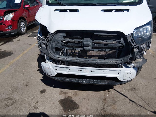 Ford Transit-150 2019 1FTYE2CM0KKA69177 Image 18