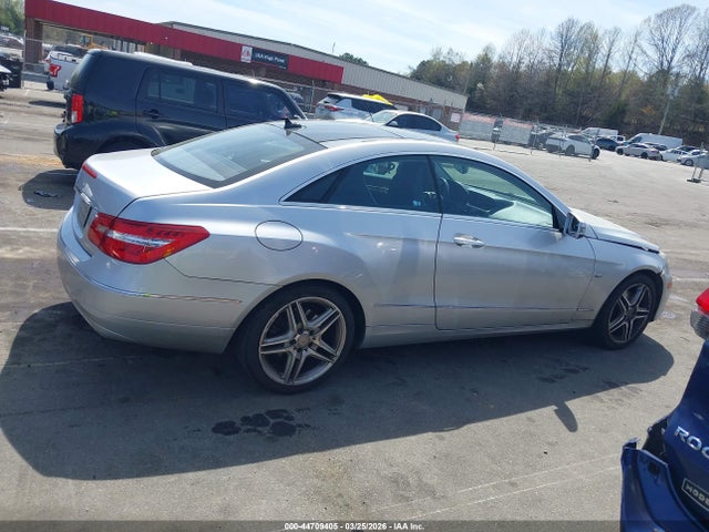 2012 Mercedes-benz E 350 მანქანა იყიდება აუქციონზე, vin: WDDKJ5KB2CF143041, აუქციონის ნომერი: 44709405