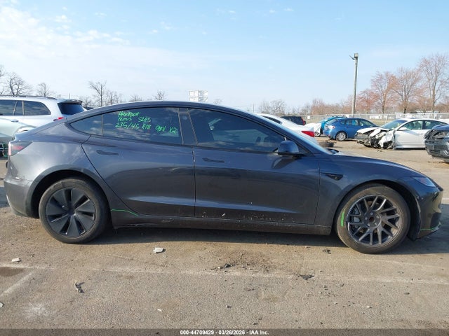 2024 Tesla Model 3 Long Range Dual Motor All-wheel Drive/rear-wheel Drive მანქანა იყიდება აუქციონზე, vin: 5YJ3E1EA2RF772746, აუქციონის ნომერი: 44709429