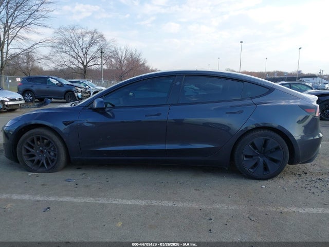 2024 Tesla Model 3 Long Range Dual Motor All-wheel Drive/rear-wheel Drive მანქანა იყიდება აუქციონზე, vin: 5YJ3E1EA2RF772746, აუქციონის ნომერი: 44709429