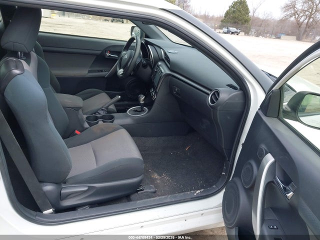 44709434 :رقم المزاد ، JTKJF5C7XGJ018561 vin ، 2016 Scion Tc مزاد بيع