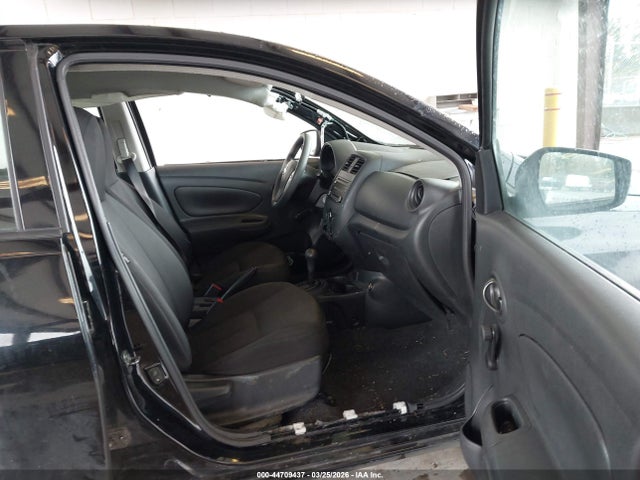 2017 NISSAN VERSA 3N1CN7AP1HL869632 Photo 4