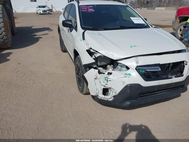 JF2GTAAC8NG285499 Subaru Crosstrek