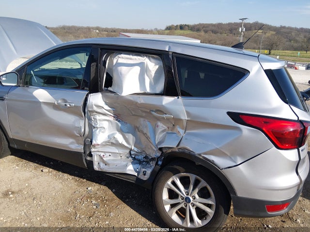 2019 Ford Escape Se მანქანა იყიდება აუქციონზე, vin: 1FMCU0GD3KUA67869, აუქციონის ნომერი: 44709456