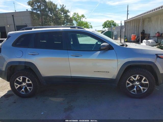 Продаж на аукціоні авто 2015 Jeep Cherokee Trailhawk, vin: 1C4PJMBS9FW674056, номер лоту: 44709459