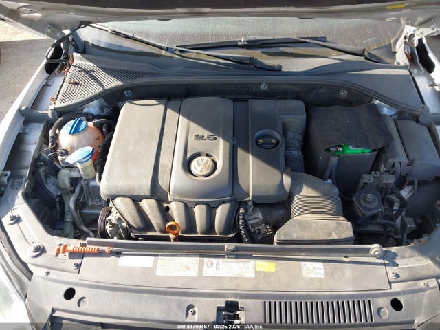 44709467 :رقم المزاد ، 1VWBP7A33CC049666 vin ، 2012 Volkswagen Passat 2.5l Se مزاد بيع