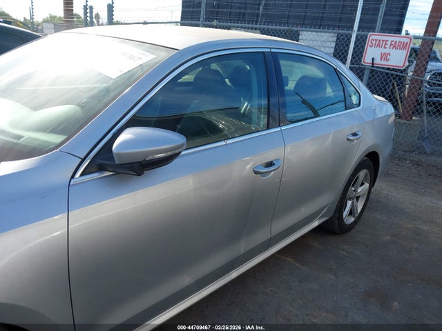 44709467 :رقم المزاد ، 1VWBP7A33CC049666 vin ، 2012 Volkswagen Passat 2.5l Se مزاد بيع