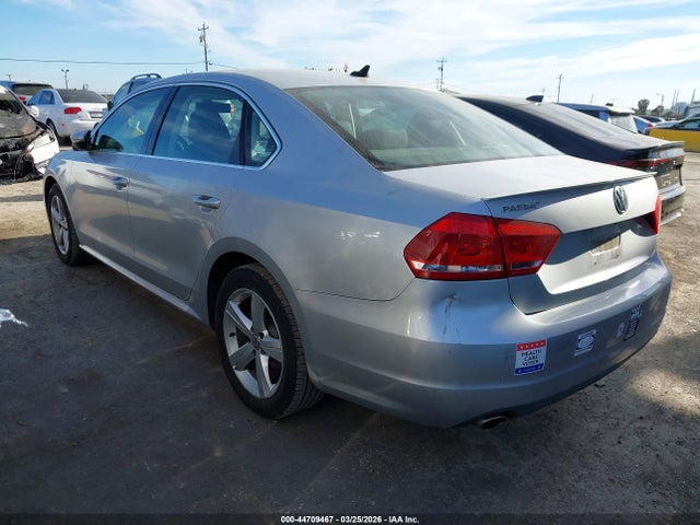 44709467 :رقم المزاد ، 1VWBP7A33CC049666 vin ، 2012 Volkswagen Passat 2.5l Se مزاد بيع