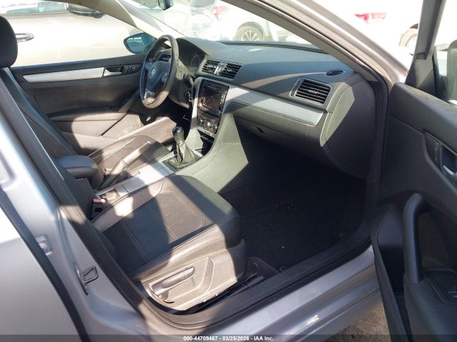 44709467 :رقم المزاد ، 1VWBP7A33CC049666 vin ، 2012 Volkswagen Passat 2.5l Se مزاد بيع