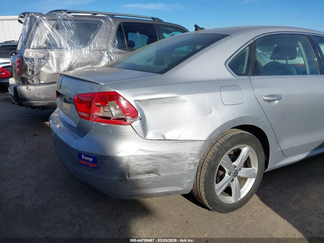 44709467 :رقم المزاد ، 1VWBP7A33CC049666 vin ، 2012 Volkswagen Passat 2.5l Se مزاد بيع