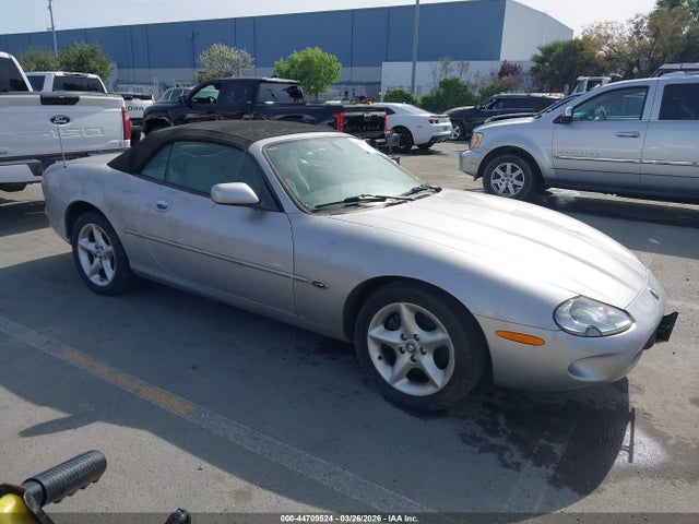 2000 JAGUAR XK8 SAJJA42C9YNA01764