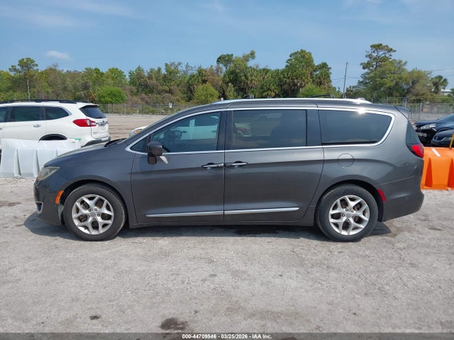 Auction sale of the 2017 Chrysler Pacifica Touring-l Plus, vin: 2C4RC1EG3HR538915, lot number: 44709546