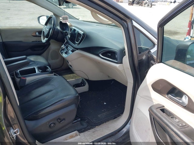 Auction sale of the 2017 Chrysler Pacifica Touring-l Plus, vin: 2C4RC1EG3HR538915, lot number: 44709546