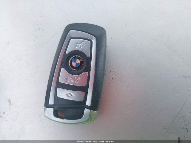 2011 Bmw 740li მანქანა იყიდება აუქციონზე, vin: WBAKB4C55BC574125, აუქციონის ნომერი: 44709551