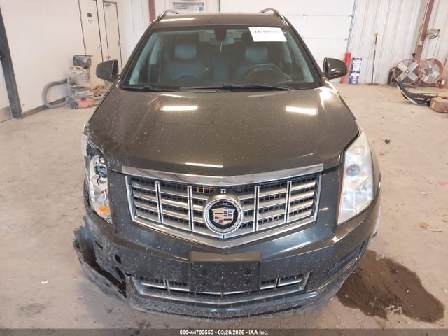 44709555 :رقم المزاد ، 3GYFNAE33FS560370 vin ، 2015 Cadillac Srx Standard مزاد بيع