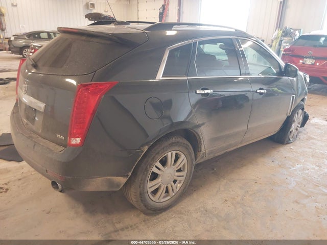 44709555 :رقم المزاد ، 3GYFNAE33FS560370 vin ، 2015 Cadillac Srx Standard مزاد بيع