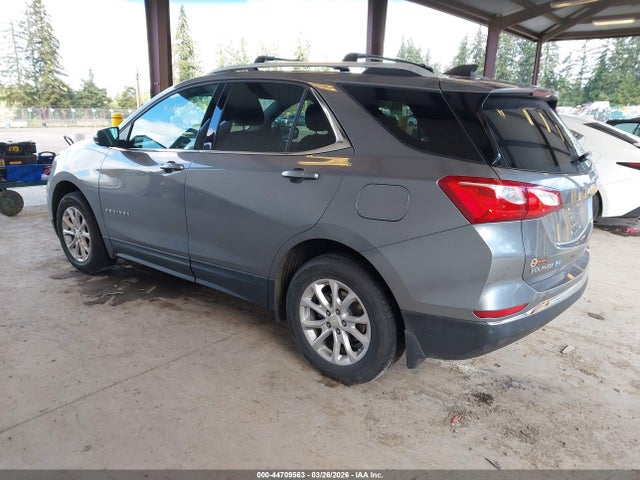 2018 CHEVROLET EQUINOX 3GNAXUEU9JL330069 Photo 2