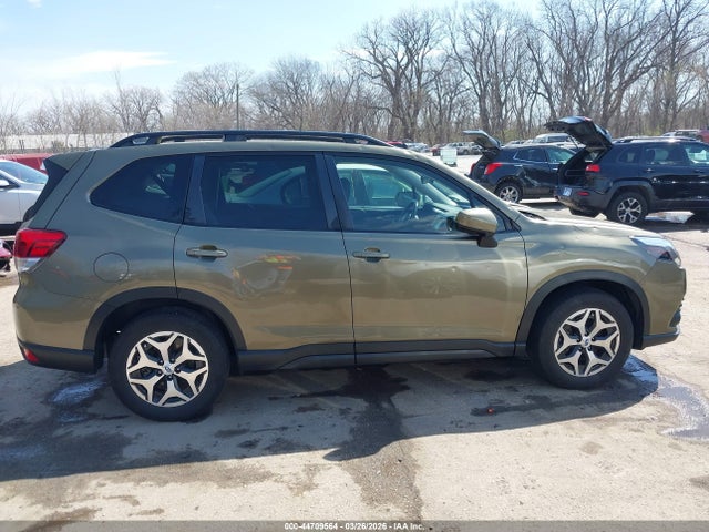 Продаж на аукціоні авто 2023 Subaru Forester Premium, vin: JF2SKAEC1PH516926, номер лоту: 44709564