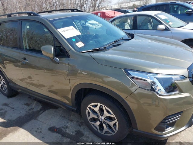 Продаж на аукціоні авто 2023 Subaru Forester Premium, vin: JF2SKAEC1PH516926, номер лоту: 44709564