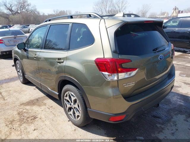 Продаж на аукціоні авто 2023 Subaru Forester Premium, vin: JF2SKAEC1PH516926, номер лоту: 44709564