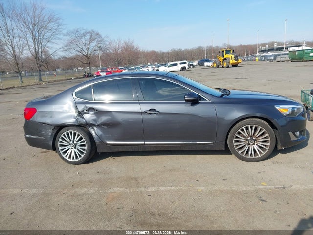 44709572 :رقم المزاد ، KNALN4D78F5176672 vin ، 2015 Kia Cadenza Premium مزاد بيع