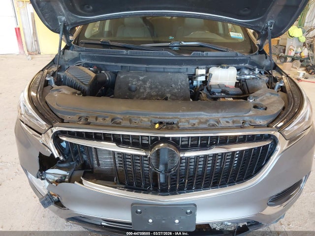 44709585 :رقم المزاد ، 5GAEVAKW2JJ202396 vin ، 2018 Buick Enclave Essence مزاد بيع