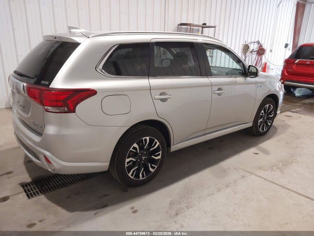 2018 MITSUBISHI OUTLANDER PHEV JA4J24A53JZ071751 Photo 3