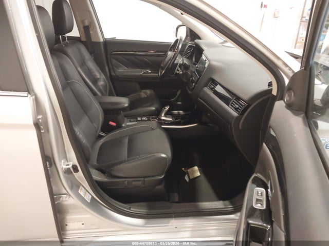2018 MITSUBISHI OUTLANDER PHEV JA4J24A53JZ071751 Photo 4