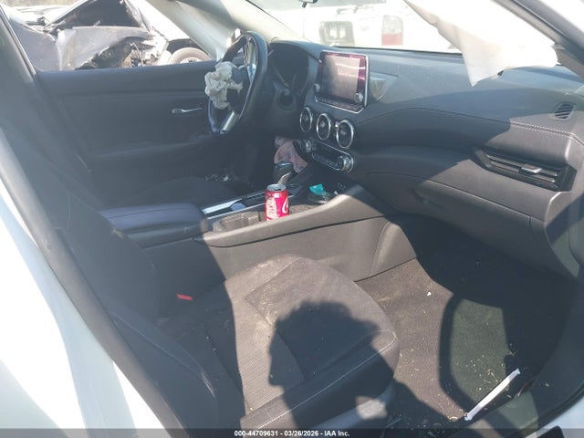 Продажа на аукционе авто 2022 Nissan Sentra Sv Xtronic Cvt, vin: 3N1AB8CV9NY211279, номер лота: 44709631