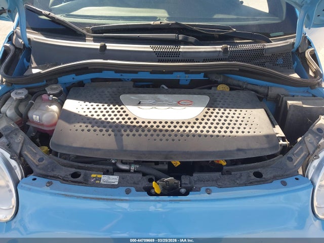 2015 FIAT 500E 3C3CFFGEXFT503194 Photo 9