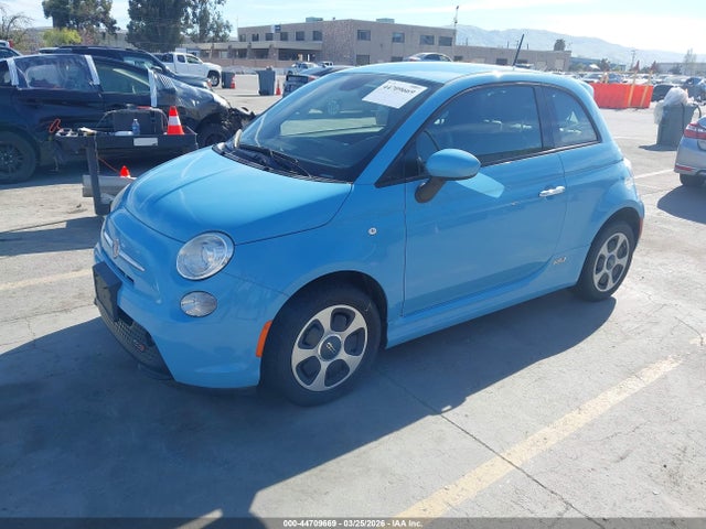 2015 FIAT 500E 3C3CFFGEXFT503194 Photo 1