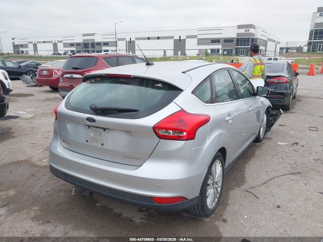 2017 Ford Focus Titanium მანქანა იყიდება აუქციონზე, vin: 1FADP3N21HL268239, აუქციონის ნომერი: 44709685