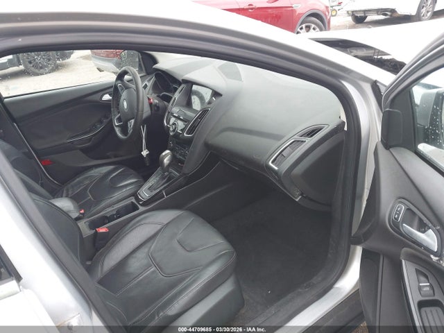 2017 Ford Focus Titanium მანქანა იყიდება აუქციონზე, vin: 1FADP3N21HL268239, აუქციონის ნომერი: 44709685