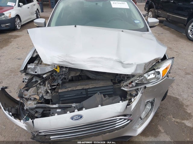 2017 Ford Focus Titanium მანქანა იყიდება აუქციონზე, vin: 1FADP3N21HL268239, აუქციონის ნომერი: 44709685