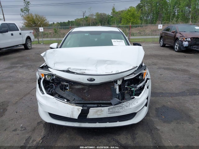 Продажа на аукционе авто 2017 Kia Optima Lx, vin: 5XXGT4L37HG168912, номер лота: 44709691
